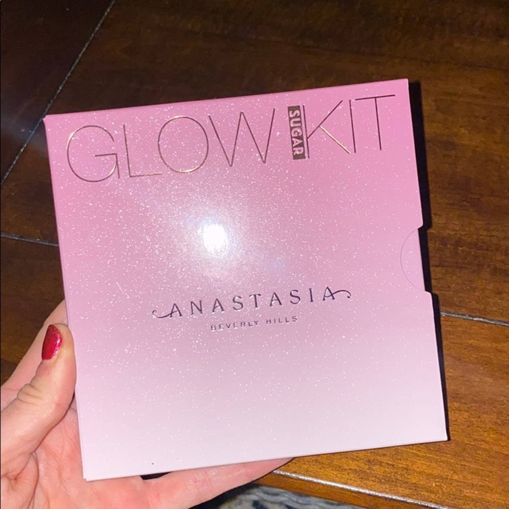 Anastasia Beverly Hills Glow Kit